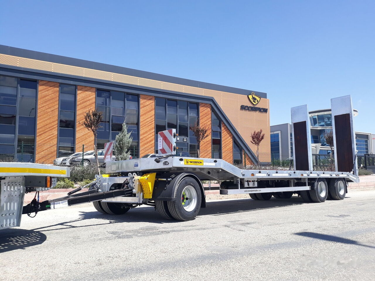 Scorpion Trailer SCORPION TRAILER NEW 3 AXLE (MANUFACTURER COMPANY) - عربة منخفضة مسطحة نصف مقطورة: صورة 4 Scorpion Trailer SCORPION TRAILER NEW 3 AXLE (MANUFACTURER COMPANY) - عربة منخفضة مسطحة نصف مقطورة: صورة 4