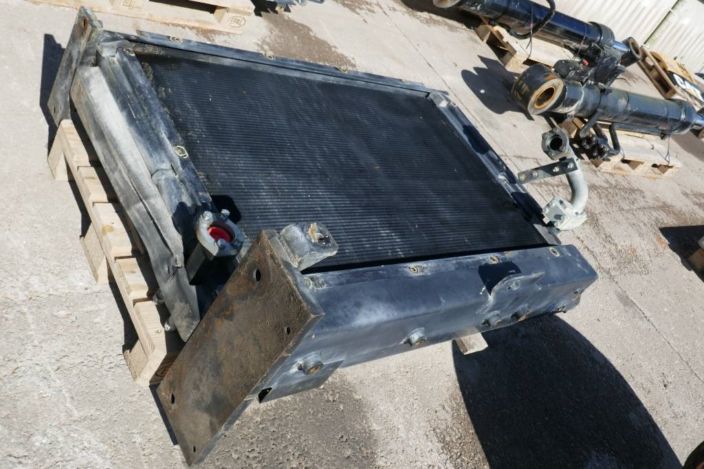 CAT 374 D Hydraulolje kylare, 245-9335  - مبرد المحرك - آلات البناء: صورة 2 CAT 374 D Hydraulolje kylare, 245-9335  - مبرد المحرك - آلات البناء: صورة 2