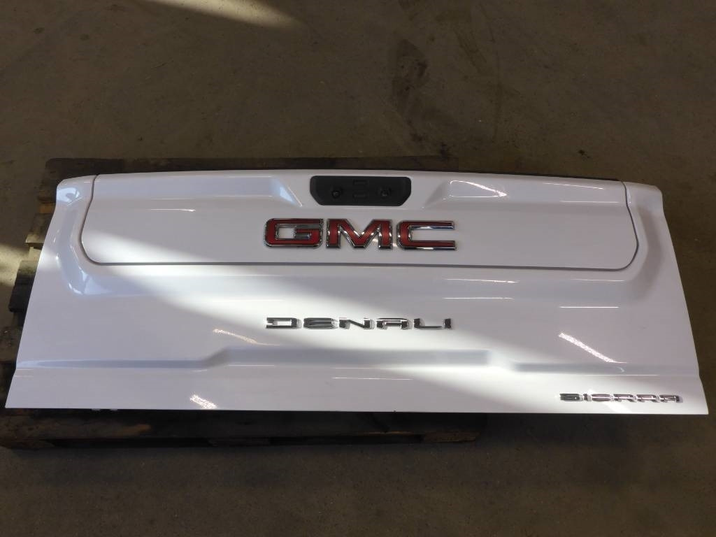 GMC Denali 2021 Flakläm - كابينة - شاحنة: صورة 1 GMC Denali 2021 Flakläm - كابينة - شاحنة: صورة 1