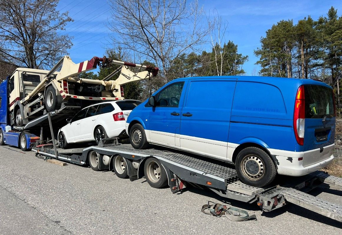 FVG TA36-2, Tieflader, ausziehbar 2m - عربة منخفضة مسطحة نصف مقطورة: صورة 4 FVG TA36-2, Tieflader, ausziehbar 2m - عربة منخفضة مسطحة نصف مقطورة: صورة 4