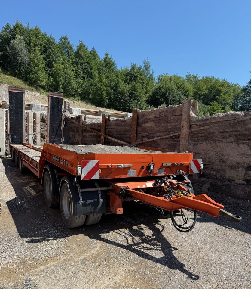 Goldhofer TZ-L 5-32/80, 44.6ton, 5 Achser gelenkt - مقطورة مسطحة منخفضة: صورة 1 Goldhofer TZ-L 5-32/80, 44.6ton, 5 Achser gelenkt - مقطورة مسطحة منخفضة: صورة 1
