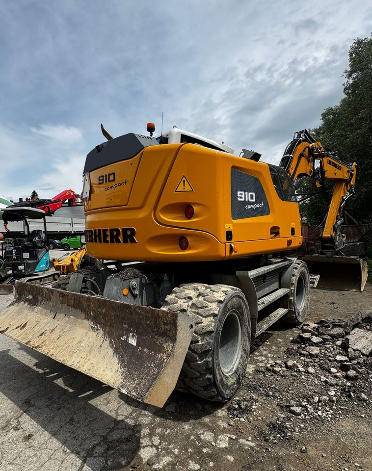 Liebherr A910 Compact Litronic,3 Schaufeln,Schnellwechsle - حفارة دولاب: صورة 4 Liebherr A910 Compact Litronic,3 Schaufeln,Schnellwechsle - حفارة دولاب: صورة 4