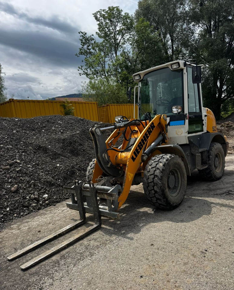 Liebherr L507, Gabel+Schaufel, ONLY 850hours - اللودر بعجل: صورة 3 Liebherr L507, Gabel+Schaufel, ONLY 850hours - اللودر بعجل: صورة 3
