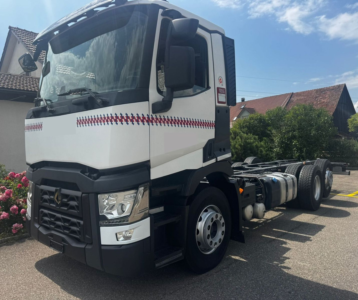Renault T460 6x2, E6, Fahrgestell - شاحنة هيكل كابينة: صورة 1 Renault T460 6x2, E6, Fahrgestell - شاحنة هيكل كابينة: صورة 1