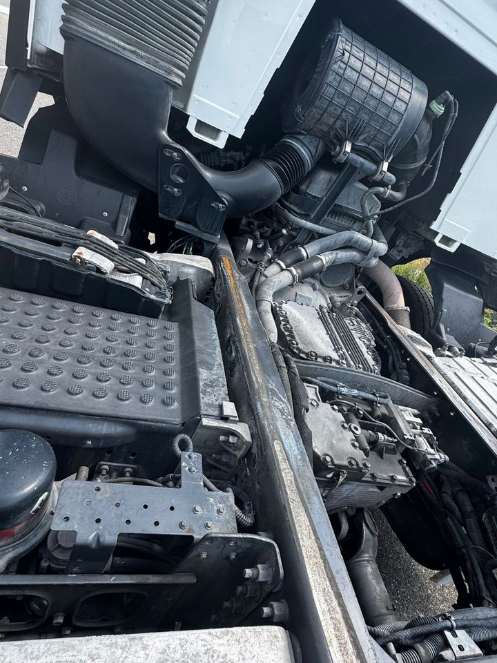 Renault T460 6x2, E6, Fahrgestell - شاحنة هيكل كابينة: صورة 5 Renault T460 6x2, E6, Fahrgestell - شاحنة هيكل كابينة: صورة 5