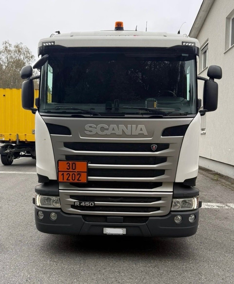 Scania R450 LB 6x2, ADR, E6,Schwarzmüller,Diesel/Benzin - شاحنة صهريج: صورة 2 Scania R450 LB 6x2, ADR, E6,Schwarzmüller,Diesel/Benzin - شاحنة صهريج: صورة 2