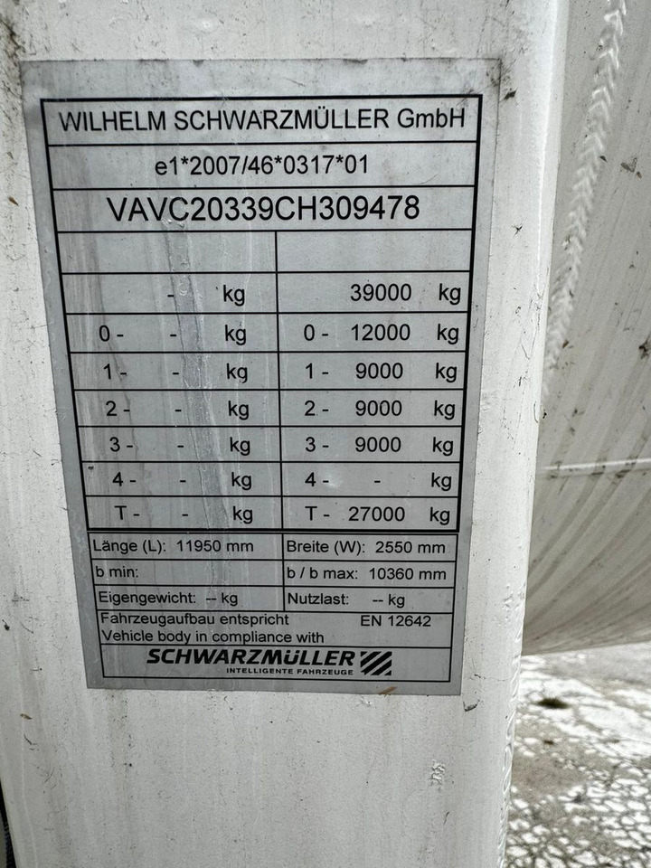 Schwarzmüller 5 Kammern, ADR, Treibstoff Fuel - نصف مقطورة صهريج: صورة 5 Schwarzmüller 5 Kammern, ADR, Treibstoff Fuel - نصف مقطورة صهريج: صورة 5