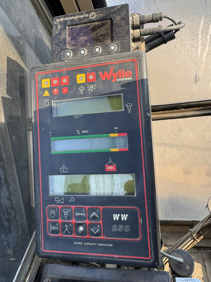 رافعة مجنزرة HITACHI KH300-3 PD: صورة 7