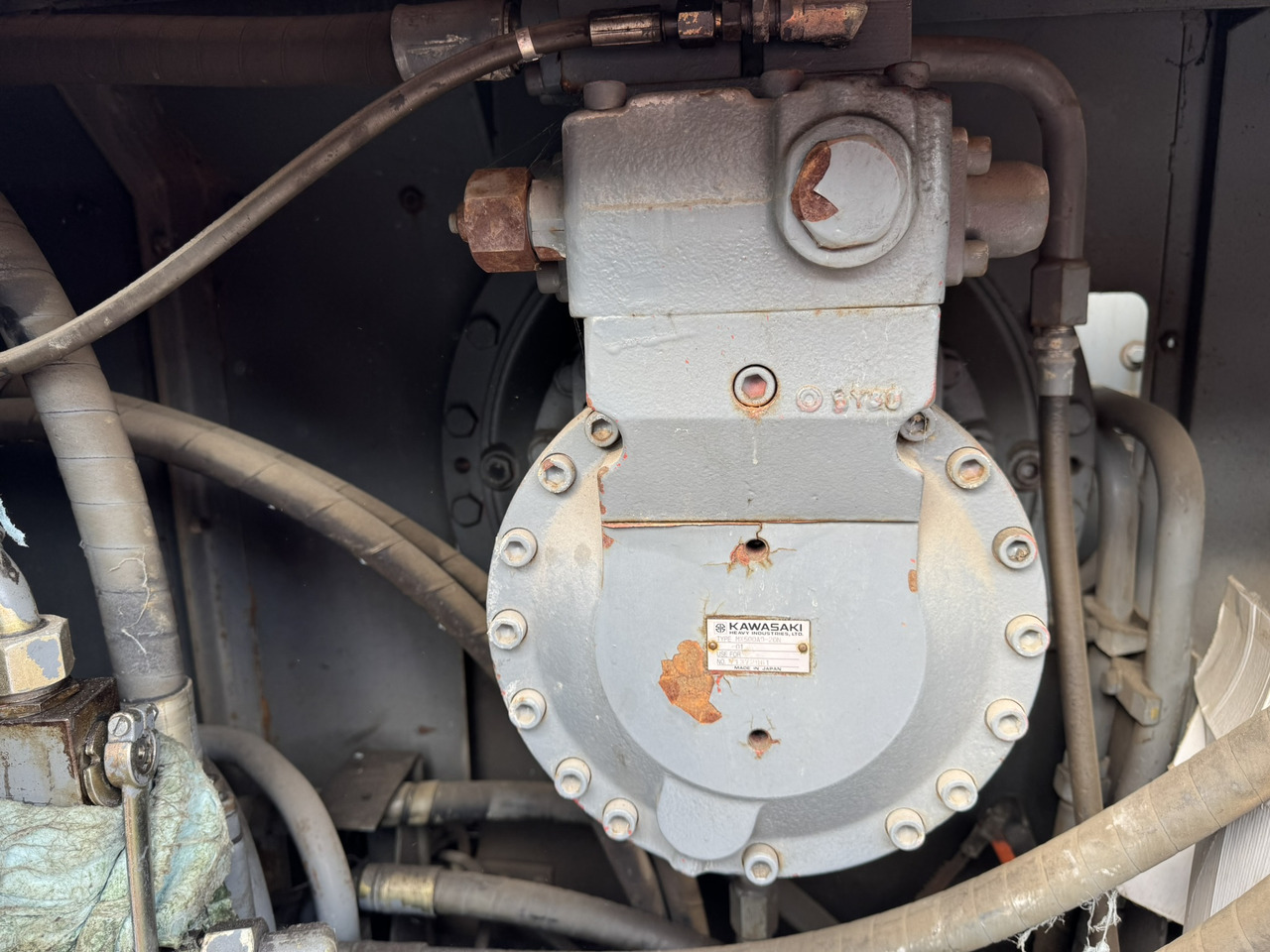 رافعة مجنزرة HITACHI KH300-3 PD: صورة 16
