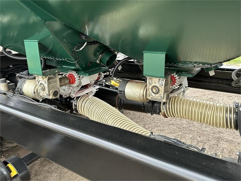 آلة البذر Multiva Forte FX 6000 Crossboard: صورة 12