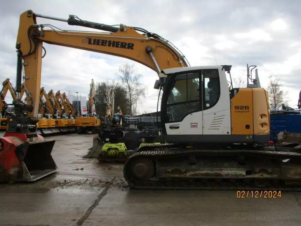 2015 Liebherr R 926 Compact - حفار زحاف: صورة 3 2015 Liebherr R 926 Compact - حفار زحاف: صورة 3