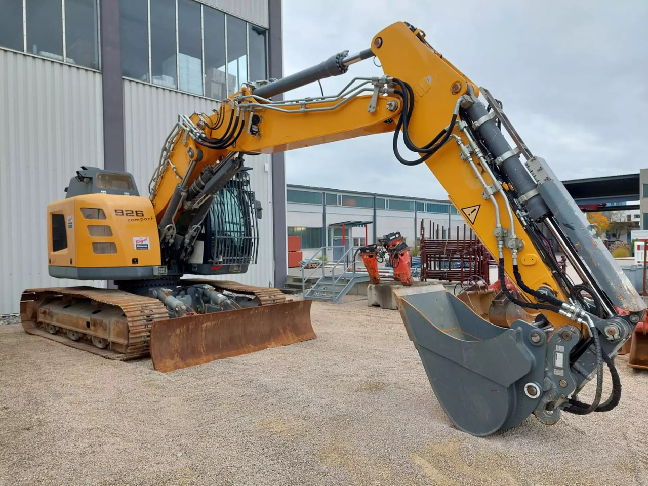 2018 Liebherr R 926Compact - حفار زحاف: صورة 2 2018 Liebherr R 926Compact - حفار زحاف: صورة 2