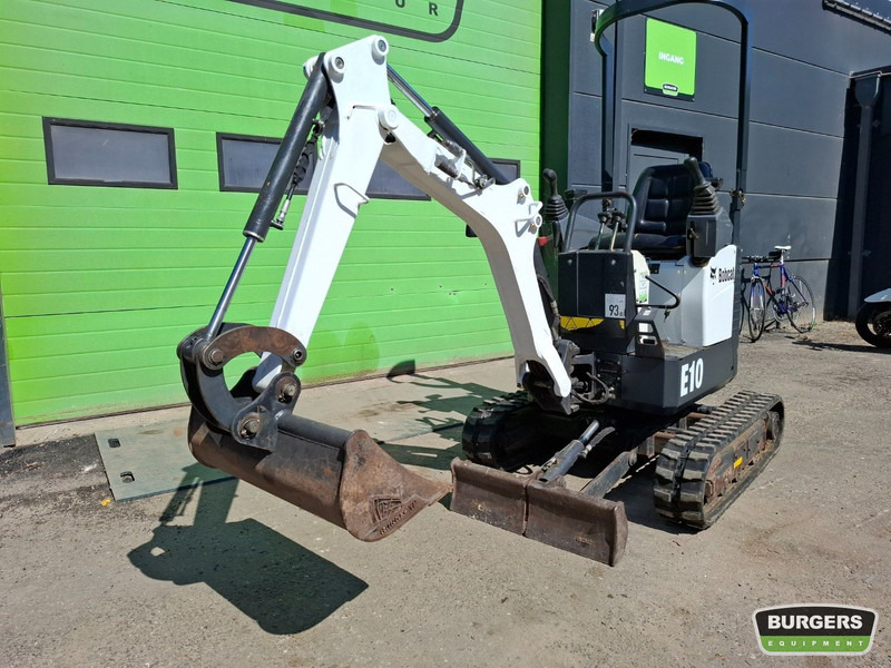 Bobcat E10 - حفارة مُصَّغرة: صورة 2 Bobcat E10 - حفارة مُصَّغرة: صورة 2