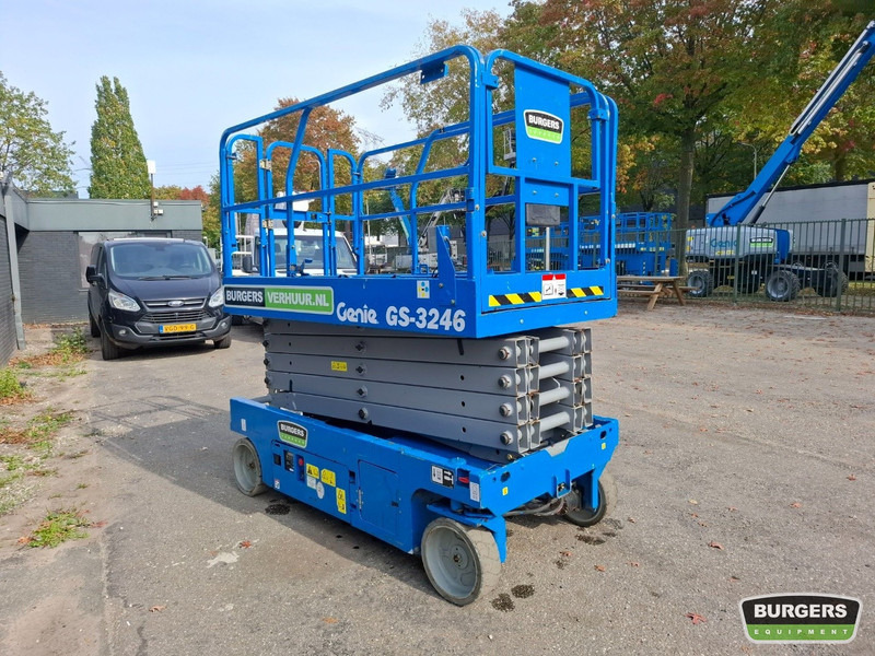 Genie GS3246 Nieuwe accus + lader - رافعة هيدروليكية مقصية: صورة 2 Genie GS3246 Nieuwe accus + lader - رافعة هيدروليكية مقصية: صورة 2