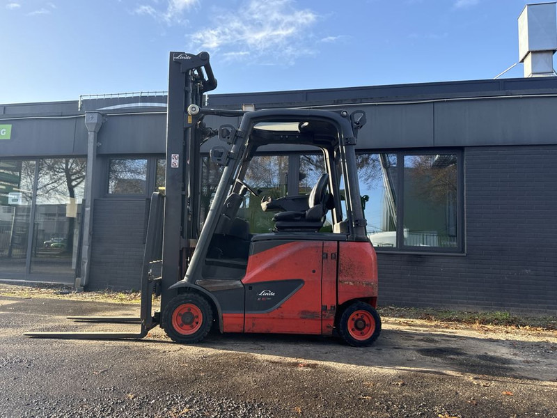 Linde E16PH-02 - رافعة شوكية كهربائية: صورة 5 Linde E16PH-02 - رافعة شوكية كهربائية: صورة 5