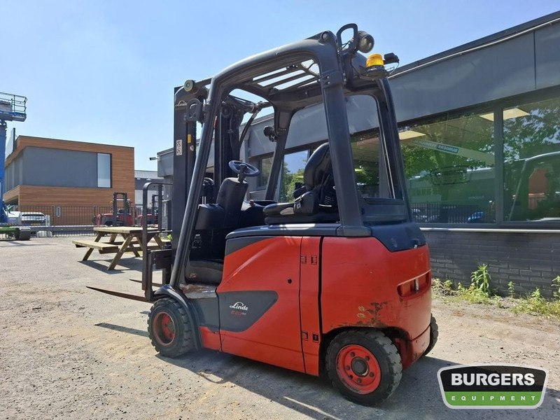 Linde E20PH - رافعة شوكية كهربائية: صورة 4 Linde E20PH - رافعة شوكية كهربائية: صورة 4