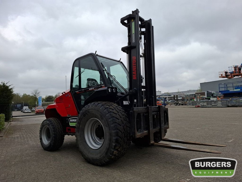 Manitou M30-4 - رافعة شوكية للأرض الوعرة: صورة 2 Manitou M30-4 - رافعة شوكية للأرض الوعرة: صورة 2