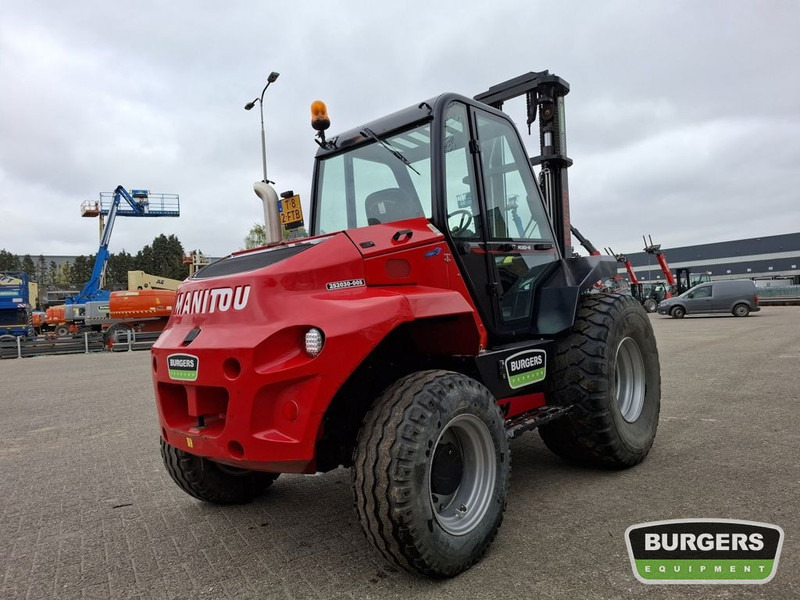 Manitou M30-4 - رافعة شوكية للأرض الوعرة: صورة 3 Manitou M30-4 - رافعة شوكية للأرض الوعرة: صورة 3