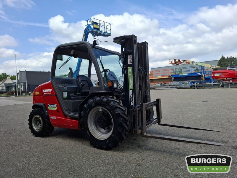 Manitou MH25-4 Buggy - رافعة شوكية للأرض الوعرة: صورة 2 Manitou MH25-4 Buggy - رافعة شوكية للأرض الوعرة: صورة 2