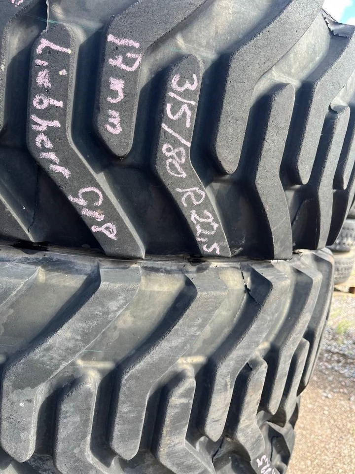 Alliance 315/80-22,5 till Liebherr A 918 - إطارات - آلات البناء: صورة 4 Alliance 315/80-22,5 till Liebherr A 918 - إطارات - آلات البناء: صورة 4