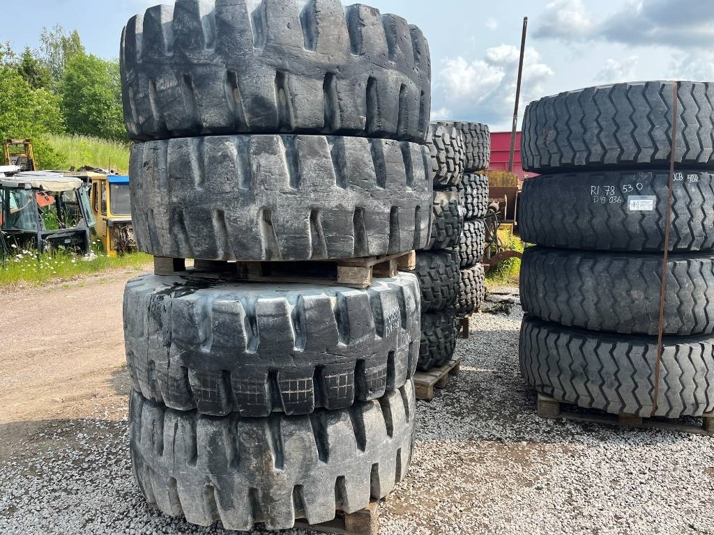 Bridgestone 20,5-25 Volvo L120G , H - عجلات: صورة 1 Bridgestone 20,5-25 Volvo L120G , H - عجلات: صورة 1