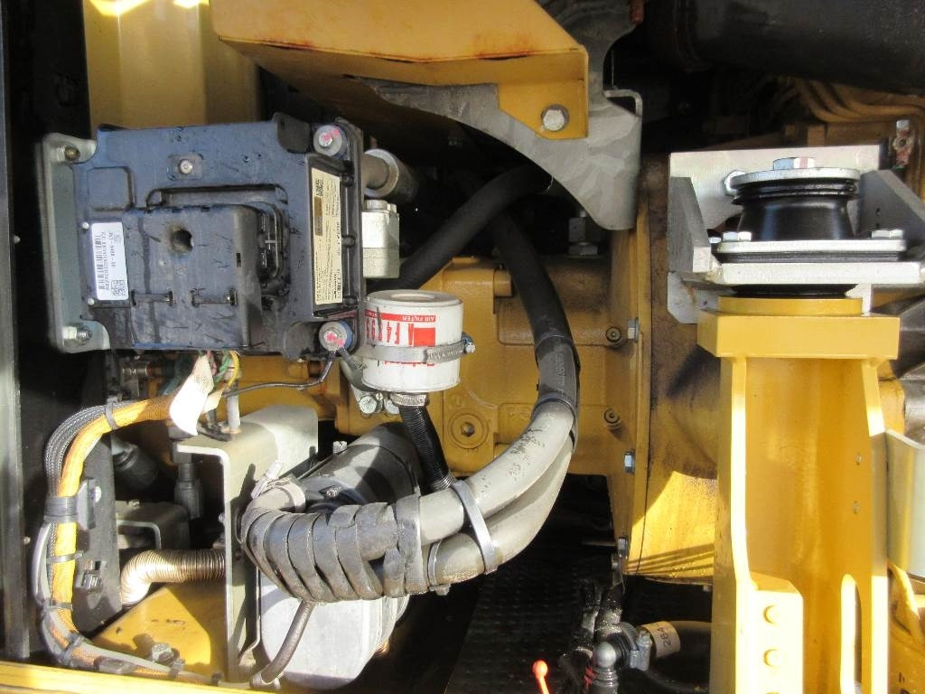 حفارة دولاب CAT M 316 D Parts / Delar: صورة 12 حفارة دولاب CAT M 316 D Parts / Delar: صورة 12
