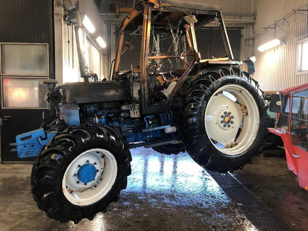 Ford 4630 Dismantled: only spare parts - جرار: صورة 1 Ford 4630 Dismantled: only spare parts - جرار: صورة 1