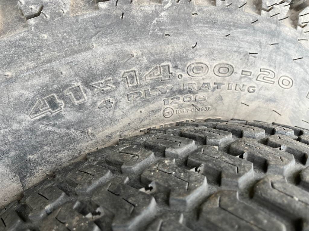 Galaxy 41X14,00-20 , 27X8,50-15 John Deere 3720 - عجلات: صورة 3 Galaxy 41X14,00-20 , 27X8,50-15 John Deere 3720 - عجلات: صورة 3