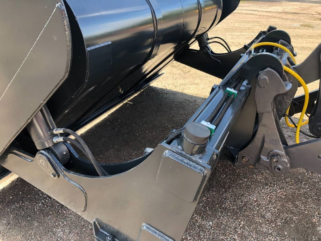 Högtippskopa / Hightipp bucket 9 Kubik - بكت شيول - آلات البناء: صورة 3 Högtippskopa / Hightipp bucket 9 Kubik - بكت شيول - آلات البناء: صورة 3