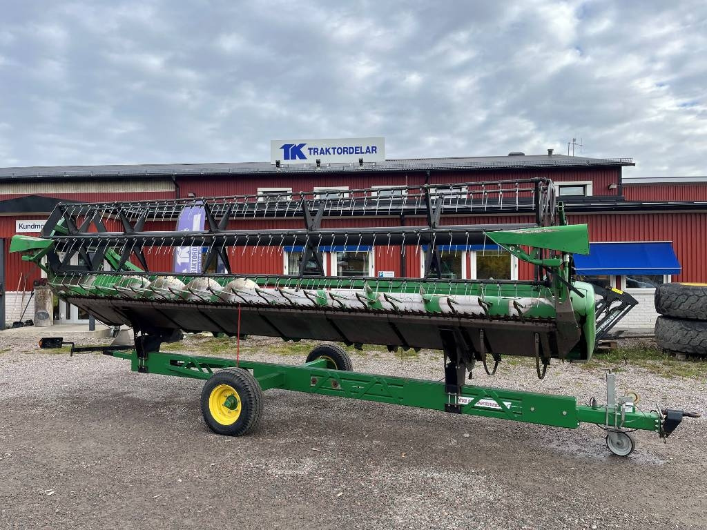 John Deere 622R Skärbord / Header 22 fot till JD T550 i - مرفق الحصادة: صورة 1 John Deere 622R Skärbord / Header 22 fot till JD T550 i - مرفق الحصادة: صورة 1
