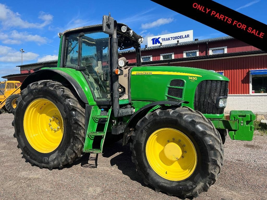 John Deere 7430 Dismantled. Only spare parts - جرار: صورة 1 John Deere 7430 Dismantled. Only spare parts - جرار: صورة 1