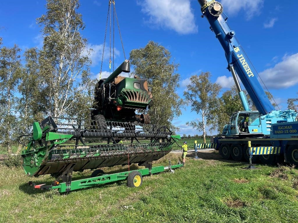 John Deere T 550 Dismantled. Only spare parts - حصادة موحَّدة: صورة 3 John Deere T 550 Dismantled. Only spare parts - حصادة موحَّدة: صورة 3