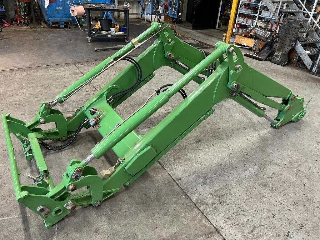 Lastare / Loader Fendt Agco 4X80 till Fendt 415 Va - رافعة أمامية للجرار: صورة 1 Lastare / Loader Fendt Agco 4X80 till Fendt 415 Va - رافعة أمامية للجرار: صورة 1