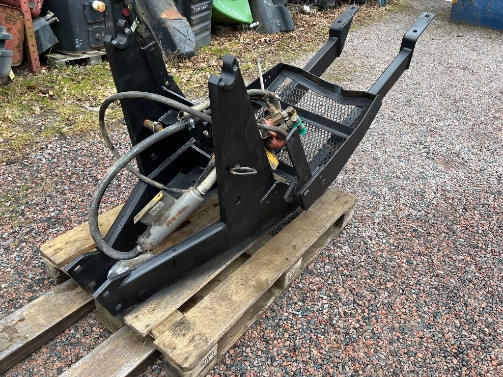Lastarfäste Trima till Ford 5600 6600 7600 5610 66 - ملحق - الآلات الزراعية: صورة 2 Lastarfäste Trima till Ford 5600 6600 7600 5610 66 - ملحق - الآلات الزراعية: صورة 2