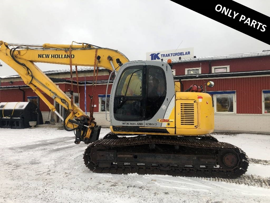 New Holland Kobelco E135SR dismantled: only spare parts - حفار زحاف: صورة 1 New Holland Kobelco E135SR dismantled: only spare parts - حفار زحاف: صورة 1
