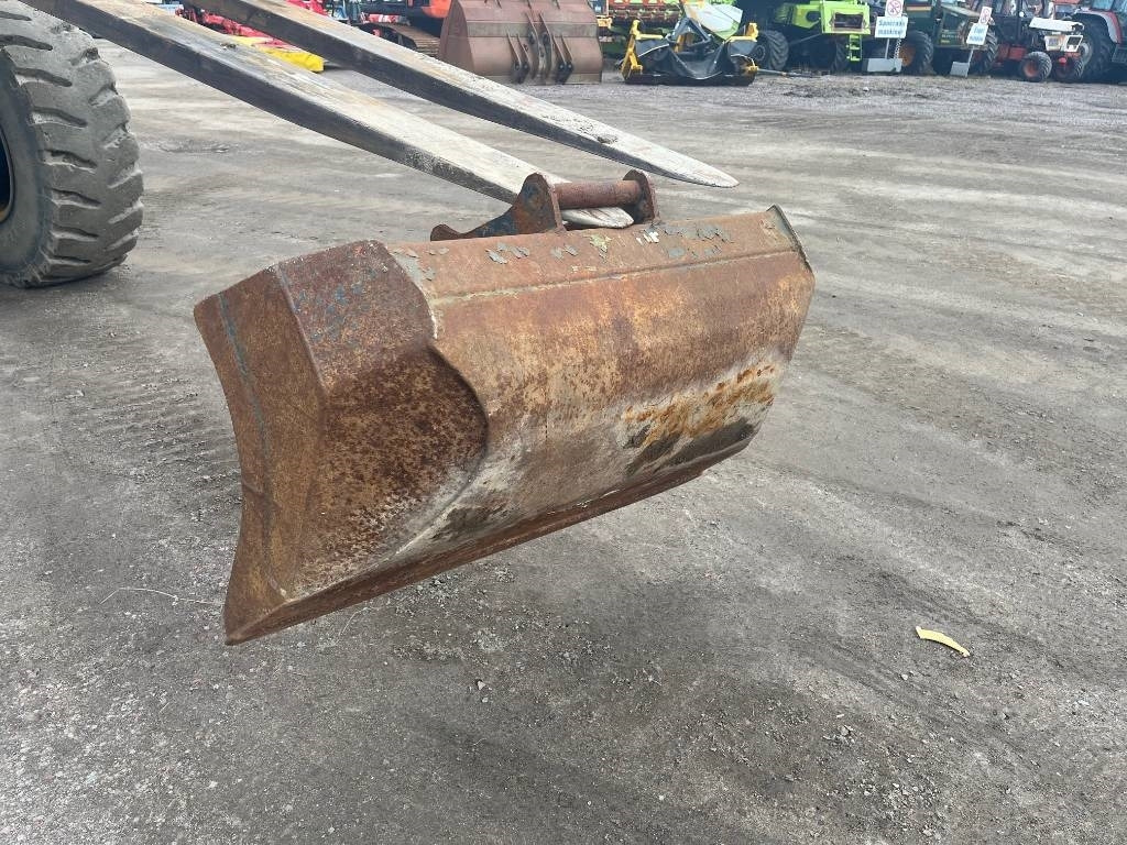Planeringsskopa Engcon S40 fäste - بكت - آلات البناء: صورة 2 Planeringsskopa Engcon S40 fäste - بكت - آلات البناء: صورة 2