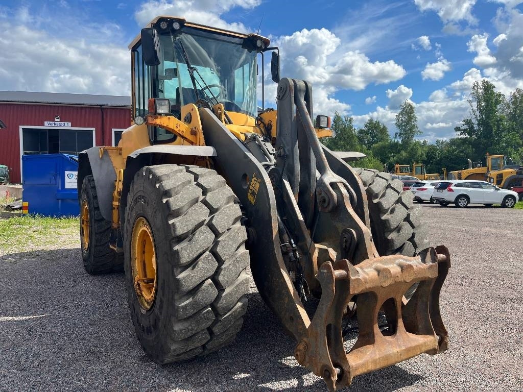 Volvo L 110 F - اللودر بعجل: صورة 5 Volvo L 110 F - اللودر بعجل: صورة 5