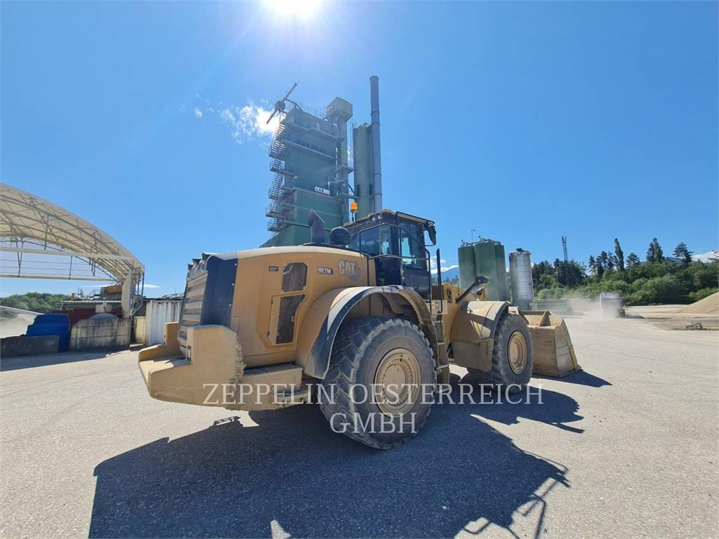 CAT 982M - اللودر بعجل: صورة 3 CAT 982M - اللودر بعجل: صورة 3