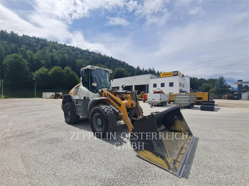 Liebherr L526 - اللودر بعجل: صورة 2 Liebherr L526 - اللودر بعجل: صورة 2