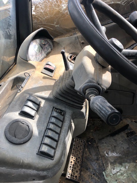 Cat TH Kabina - كابينة - الآلات الزراعية: صورة 5 Cat TH Kabina - كابينة - الآلات الزراعية: صورة 5