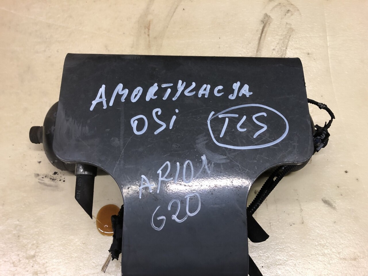 Claas Arion-amortyzacja osi/Claas Arion 620 - تعليق - الآلات الزراعية: صورة 1 Claas Arion-amortyzacja osi/Claas Arion 620 - تعليق - الآلات الزراعية: صورة 1