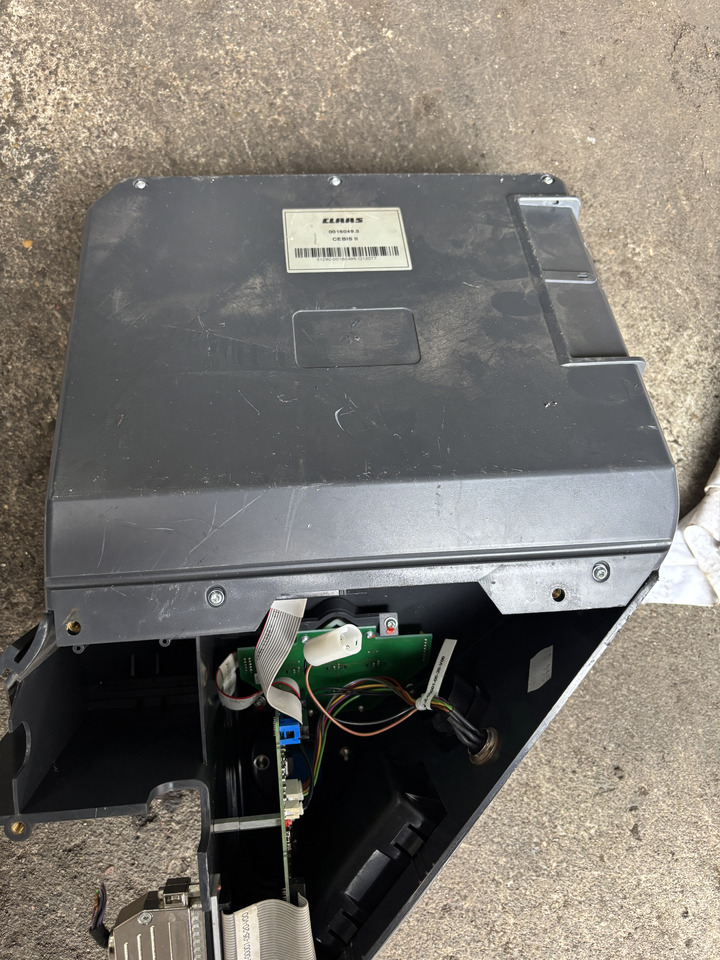 Claas Lexion - monitor terminal Cebis II 0016049.5 016049.5 - النظام الكهربائي: صورة 1 Claas Lexion - monitor terminal Cebis II 0016049.5 016049.5 - النظام الكهربائي: صورة 1