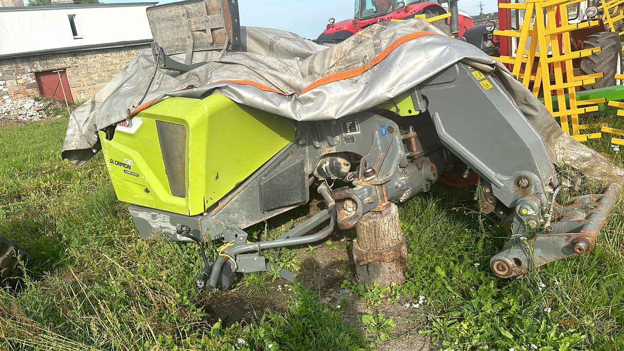 Claas Scorpion 732 części zwolnica zwrotnica Piasta koła most silnik skrzynia kabina inne - مفصل التوجيه - الآلات الزراعية: صورة 5 Claas Scorpion 732 części zwolnica zwrotnica Piasta koła most silnik skrzynia kabina inne - مفصل التوجيه - الآلات الزراعية: صورة 5