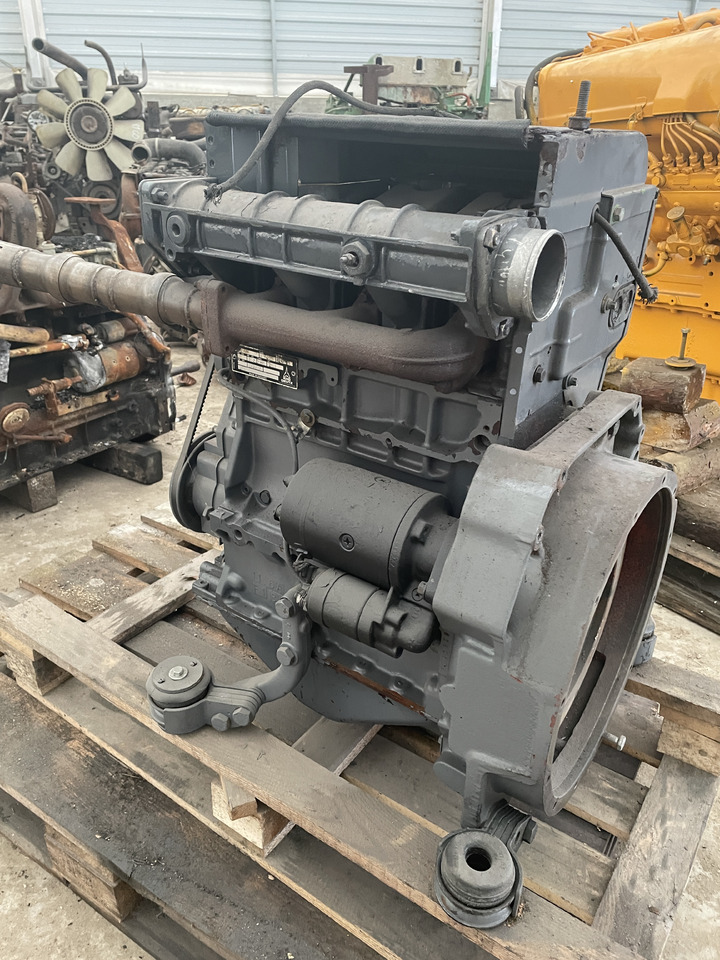 Deutz KHD F3l1011 - silnik kompletny - محرك - الآلات الزراعية: صورة 3 Deutz KHD F3l1011 - silnik kompletny - محرك - الآلات الزراعية: صورة 3