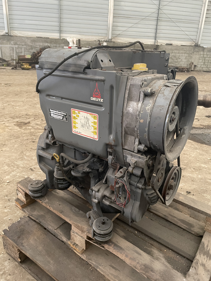 Deutz KHD F3l1011 - silnik kompletny - محرك - الآلات الزراعية: صورة 1 Deutz KHD F3l1011 - silnik kompletny - محرك - الآلات الزراعية: صورة 1
