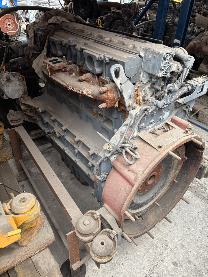 Deutz TCD2013 L06 2V TCD2013L062V C3UI181 Silnik Kompletny - محرك - آلات البناء: صورة 2 Deutz TCD2013 L06 2V TCD2013L062V C3UI181 Silnik Kompletny - محرك - آلات البناء: صورة 2