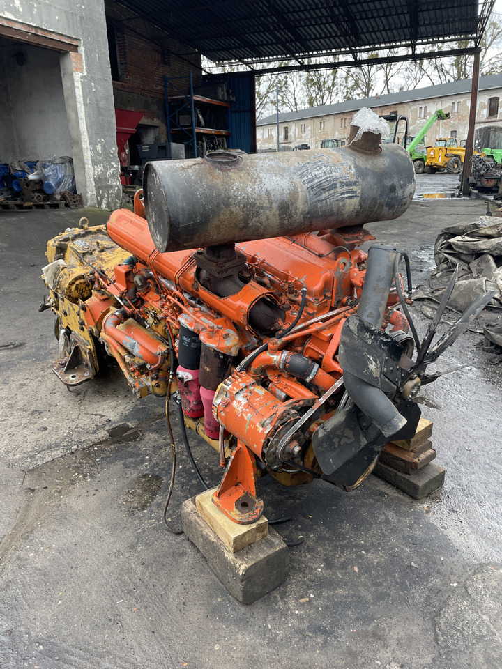 Fiat Agri - silnik 6cyl. kompletny - محرك - الآلات الزراعية: صورة 1 Fiat Agri - silnik 6cyl. kompletny - محرك - الآلات الزراعية: صورة 1