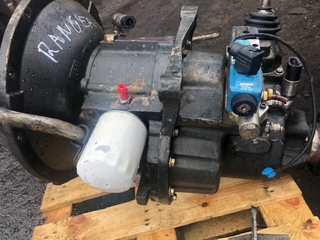 International Transmission 460 164 - نقل الحركة - الآلات الزراعية: صورة 2 International Transmission 460 164 - نقل الحركة - الآلات الزراعية: صورة 2