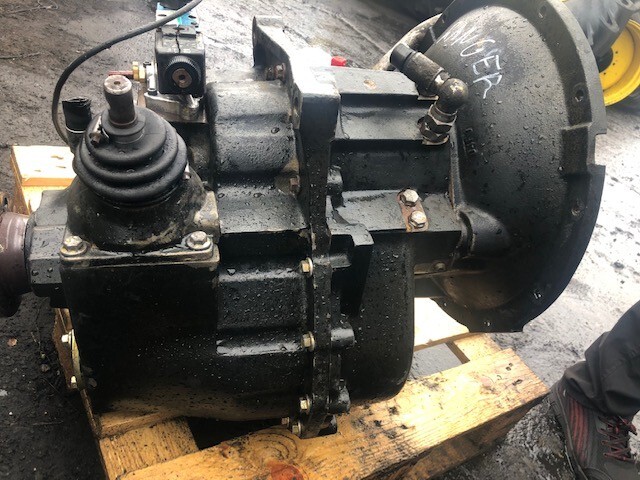 International Transmission 460 164 - نقل الحركة - الآلات الزراعية: صورة 5 International Transmission 460 164 - نقل الحركة - الآلات الزراعية: صورة 5