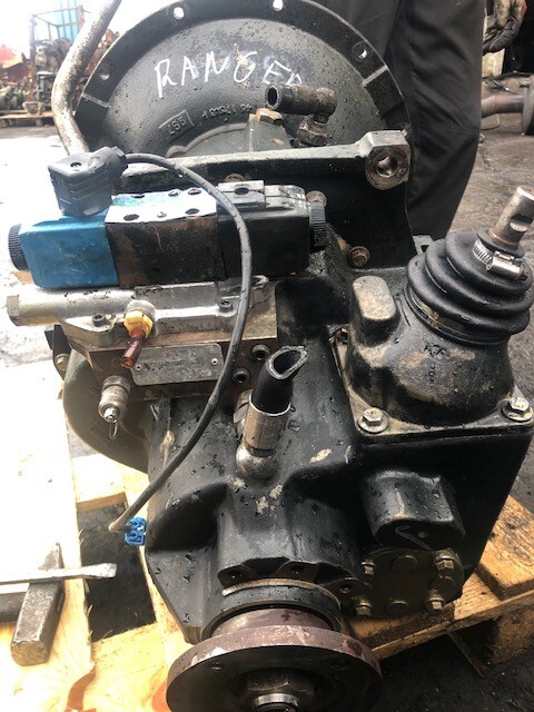 International Transmission 460 164 - نقل الحركة - الآلات الزراعية: صورة 4 International Transmission 460 164 - نقل الحركة - الآلات الزراعية: صورة 4